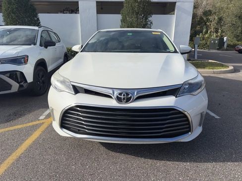 Used 2016 Toyota Avalon XLE image 2