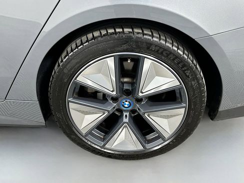 Used 2023 BMW i4 eDrive35 w/ Premium Package RWD image 32
