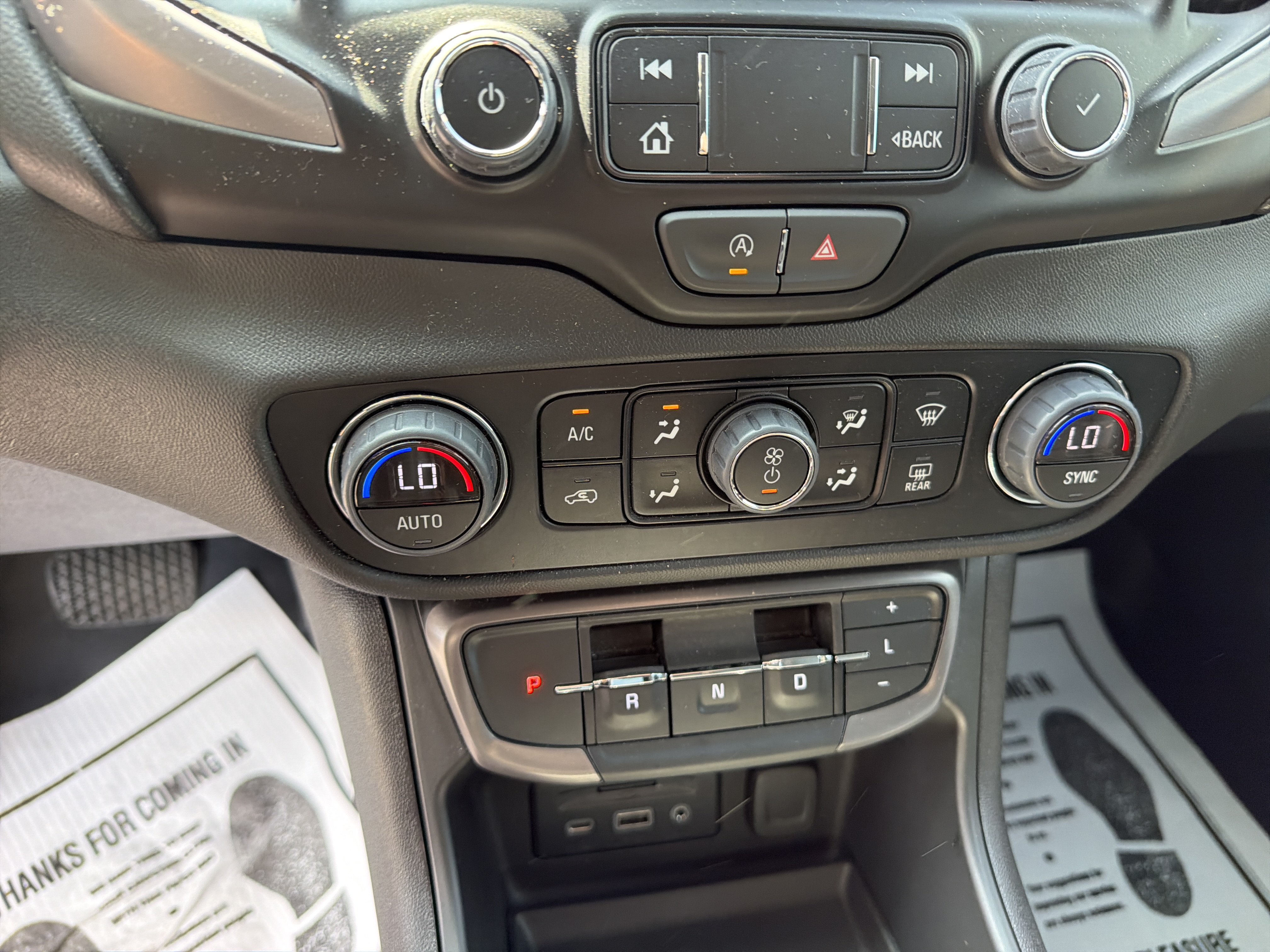 Used 2024 GMC Terrain AT4 w/ Infotainment Package II AWD/4WD image 23