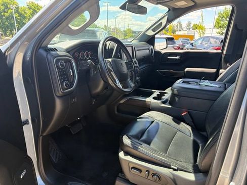 Used 2022 Chevrolet Silverado 1500 LT Trail Boss w/ Convenience Package II AWD/4WD image 12