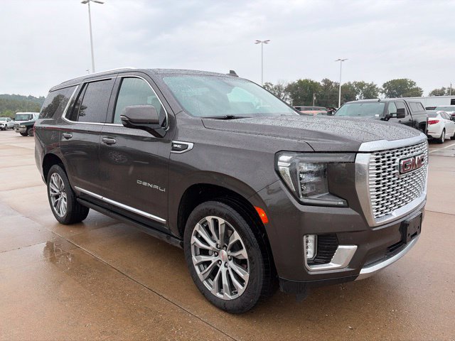 Used 2021 GMC Yukon Denali w/ Denali Premium Package AWD/4WD image 1