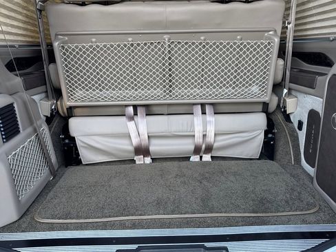 Used 2023 Chevrolet Express 2500 image 18