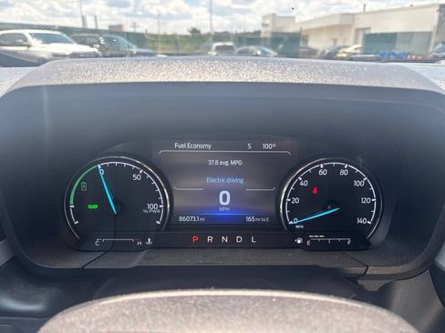 Used 2024 Ford Maverick Lariat FWD image 2