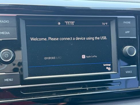 Used 2024 Volkswagen Taos S w/ MDO Package FWD image 21