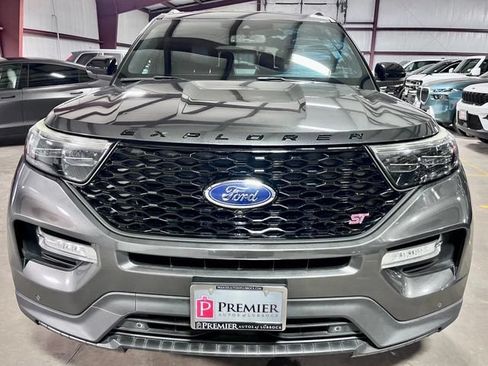 Used 2020 Ford Explorer ST w/ Premium Technology Package AWD/4WD image 9