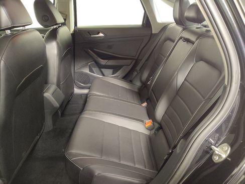 Used 2022 Volkswagen Jetta SE FWD image 18