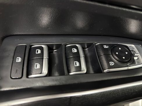 Used 2021 Kia Sorento LX FWD image 23