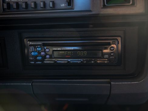 Used 1992 Dodge D/W Truck 250 image 38