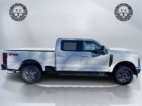 New 2026 Ford F250 Lariat w/ FX4 Off-Road Package image 4