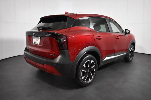 Certified 2025 Nissan Kicks SV w/ SV Premium Package AWD/4WD image 4