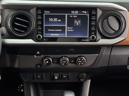 Used 2020 Toyota Tacoma SR5 image 16