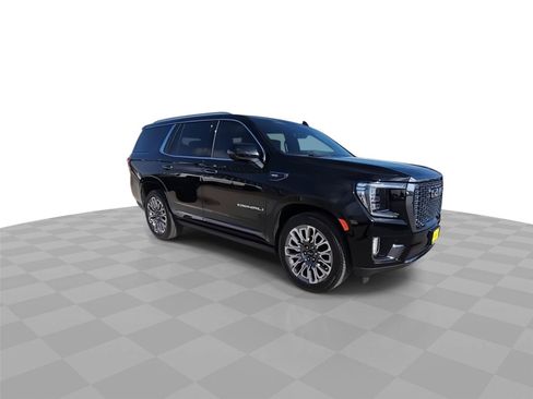Used 2024 GMC Yukon Denali Ultimate AWD/4WD image 2