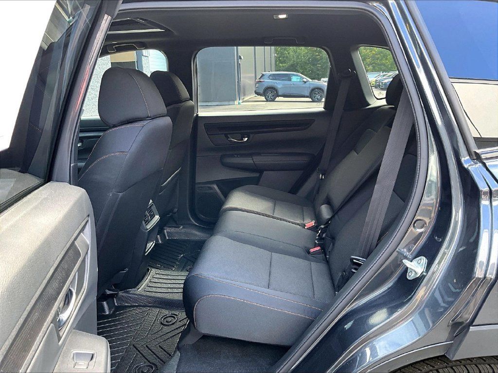 Used 2026 Honda CR-V Sport image 15