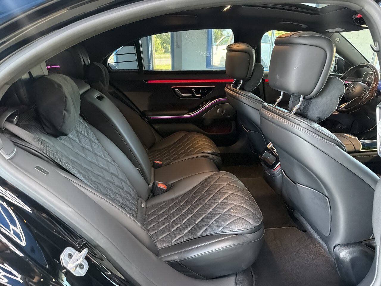 Used 2024 Mercedes-Benz S 580 4MATIC Sedan image 23
