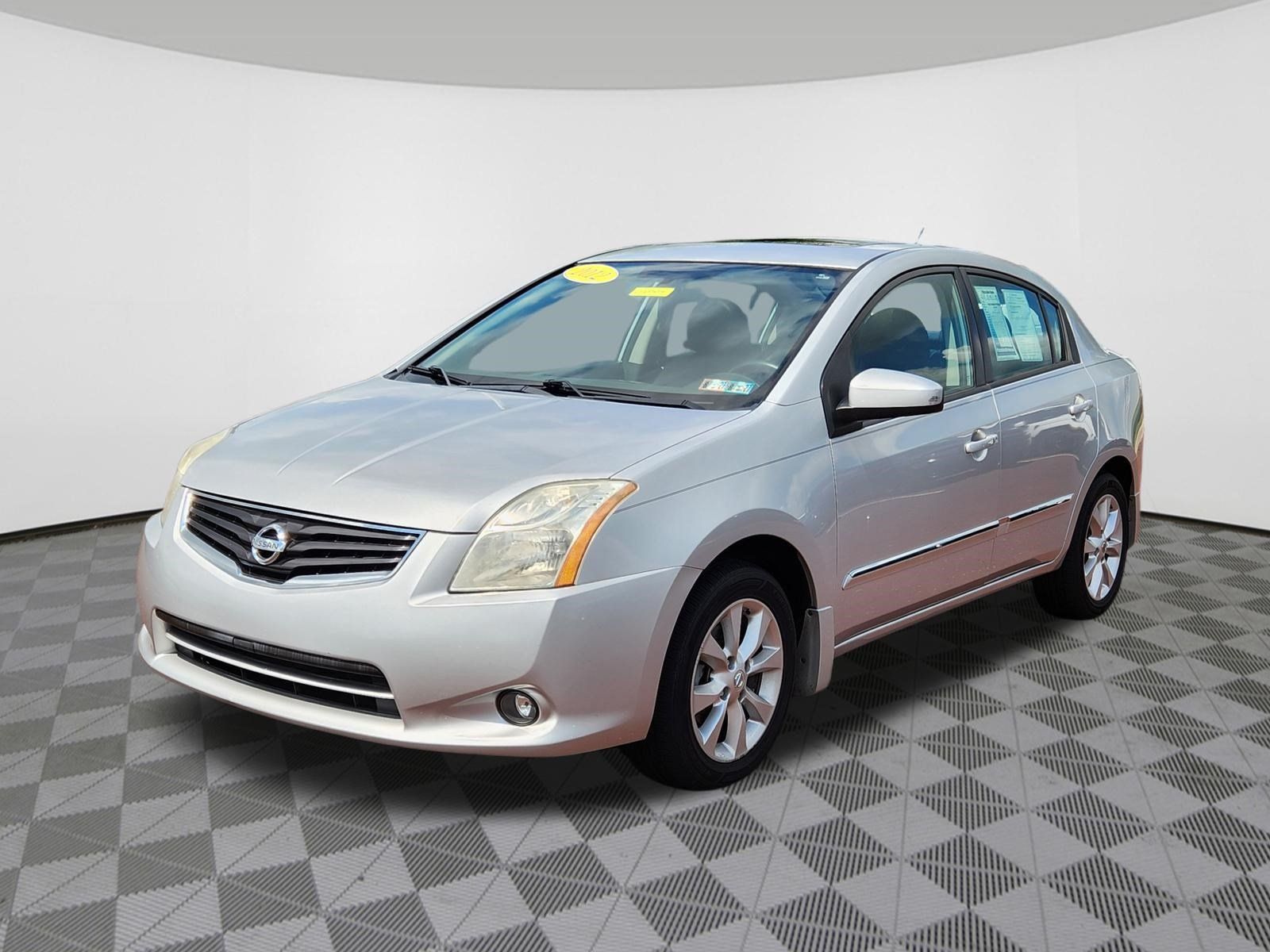 Used 2012 Nissan Sentra 2.0 SL w/ Special Value Pkg FWD image 2