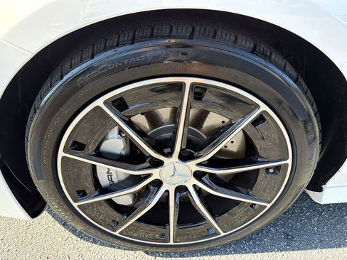 Used 2025 Mercedes-Benz CLA 35 AMG 4MATIC image 11