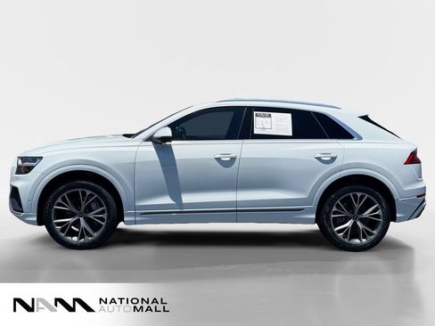 Used 2021 Audi Q8 Premium Plus w/ Premium Plus Package AWD/4WD image 2