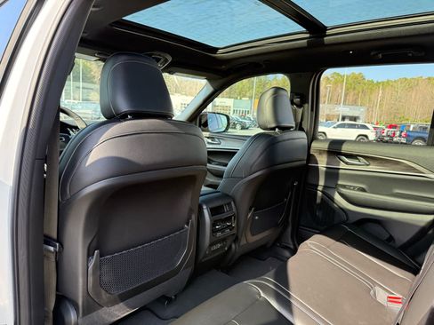 New 2025 Jeep Grand Cherokee Limited image 27