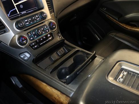 Used 2017 GMC Yukon XL Denali w/ Open Road Package image 23