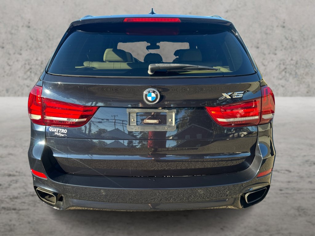 Used 2016 BMW X5 xDrive50i w/ Dynamic Handling Package AWD/4WD image 14