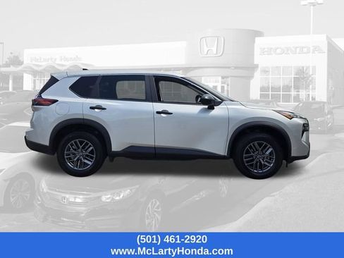 Used 2024 Nissan Rogue S FWD image 6