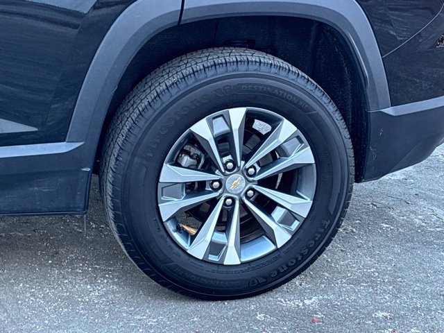 Used 2026 Chevrolet Equinox LT FWD image 12