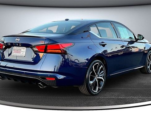 Certified 2024 Nissan Altima 2.5 SR image 6