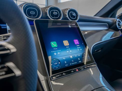 New 2026 Mercedes-Benz GLC 300 4MATIC image 30