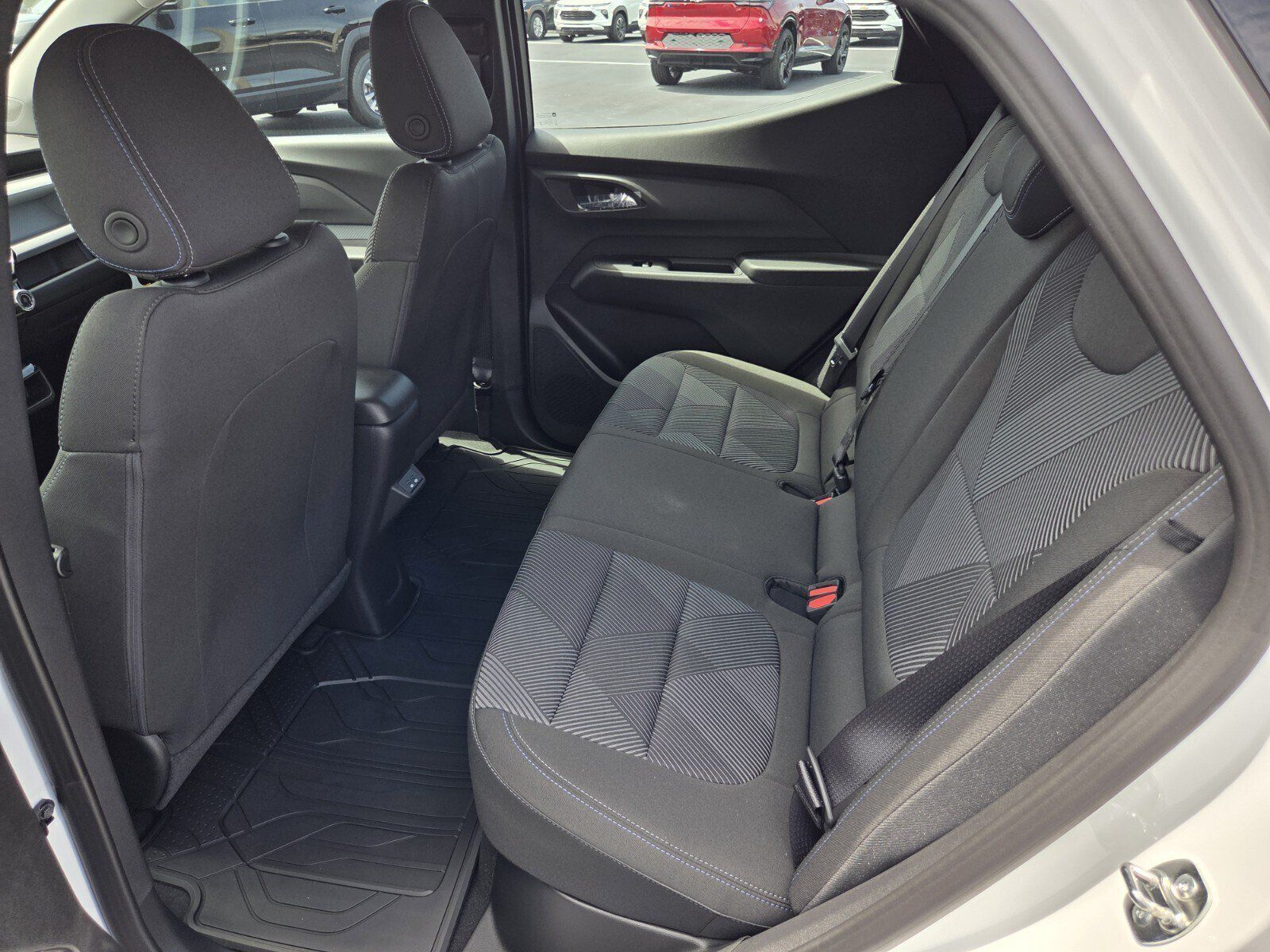 New 2027 Chevrolet Bolt LT w/ Comfort Package FWD image 6