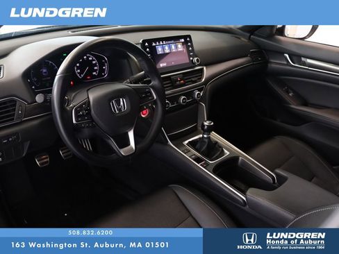 Used 2019 Honda Accord Sport image 8