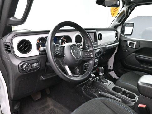 Used 2021 Jeep Wrangler Unlimited Sport AWD/4WD image 15
