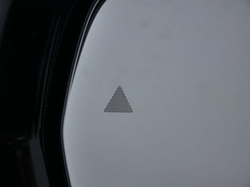 Used 2024 Jeep Grand Cherokee Altitude image 22