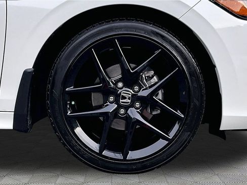 Certified 2024 Honda Civic Sport image 21