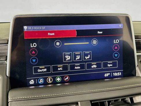 Used 2021 GMC Yukon SLT AWD/4WD image 34