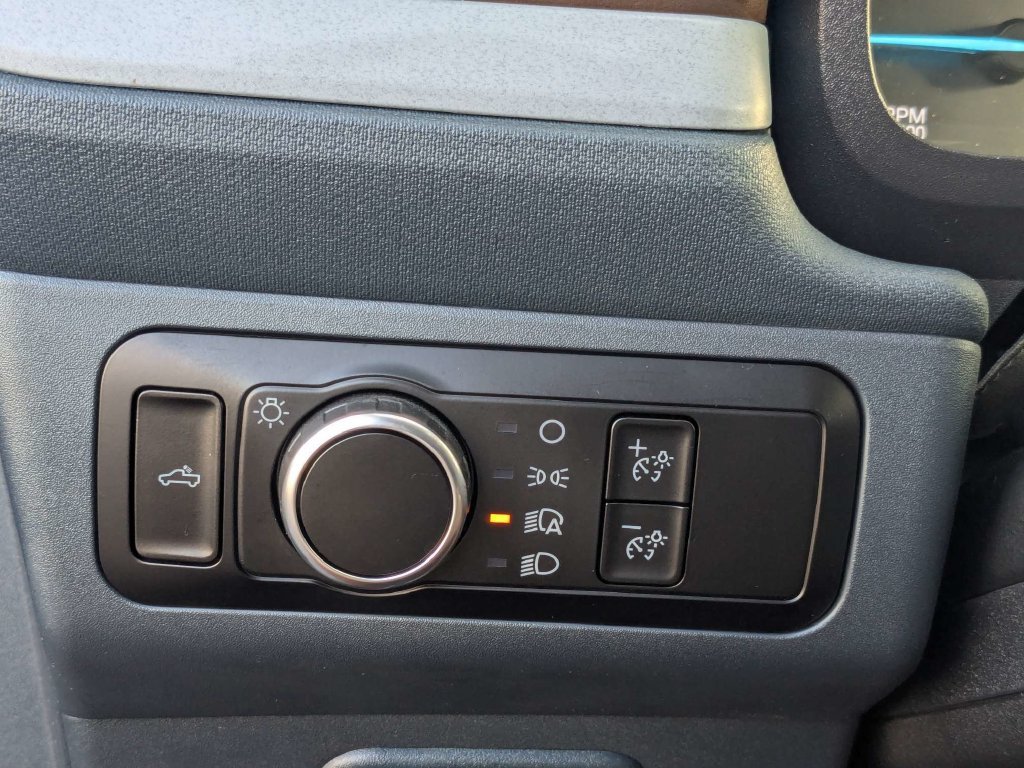 Used 2024 Ford Maverick Lariat w/ FX4 Off-Road Package AWD/4WD image 30