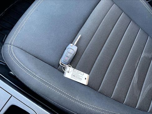 Used 2019 Ford Ranger XLT w/ Equipment Group 301A Mid image 14