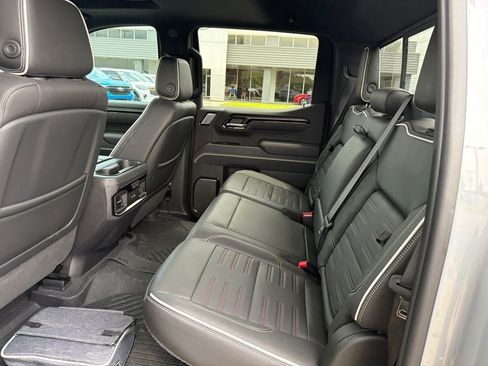 Used 2024 GMC Sierra 1500 AT4X w/ AT4X AEV Edition AWD/4WD image 19