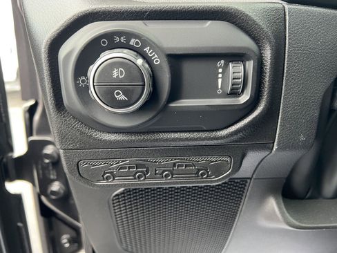 New 2026 Jeep Gladiator Sport image 21