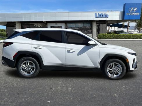 New 2026 Hyundai Tucson SE FWD image 8