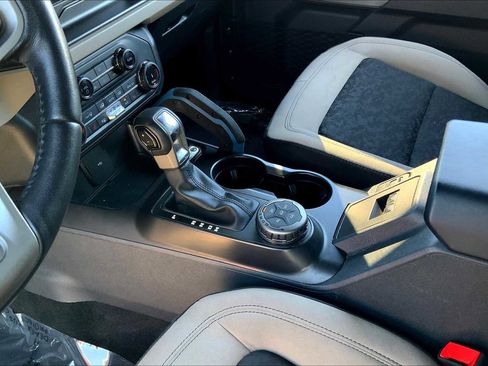 Used 2022 Ford Bronco Wildtrak image 58