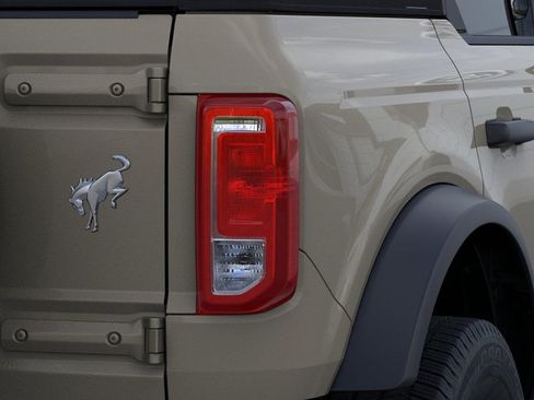New 2026 Ford Bronco 4-Door AWD/4WD image 23