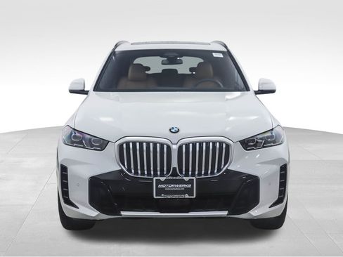 Used 2026 BMW X5 xDrive40i w/ M Sport Package image 8