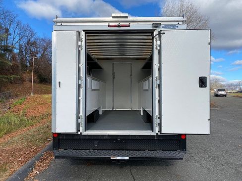 New 2026 Ford E-350 and Econoline 350 Super Duty w/ Power Equipment Group image 9