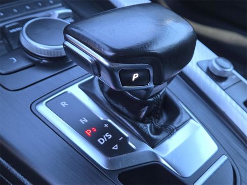 Used 2018 Audi A5 2.0T Premium image 27