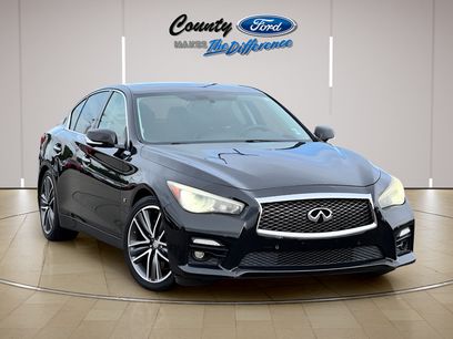Used 2014 INFINITI Q50 w/ Deluxe Touring Package