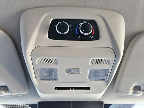 Used 2024 Ford Transit 350 XLT RWD image 25