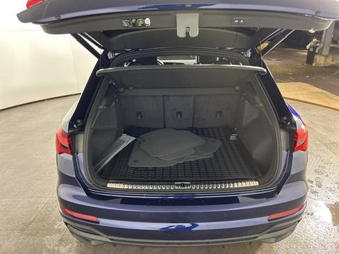 Used 2025 Audi Q3 2.0T Premium w/ Convenience Package image 17