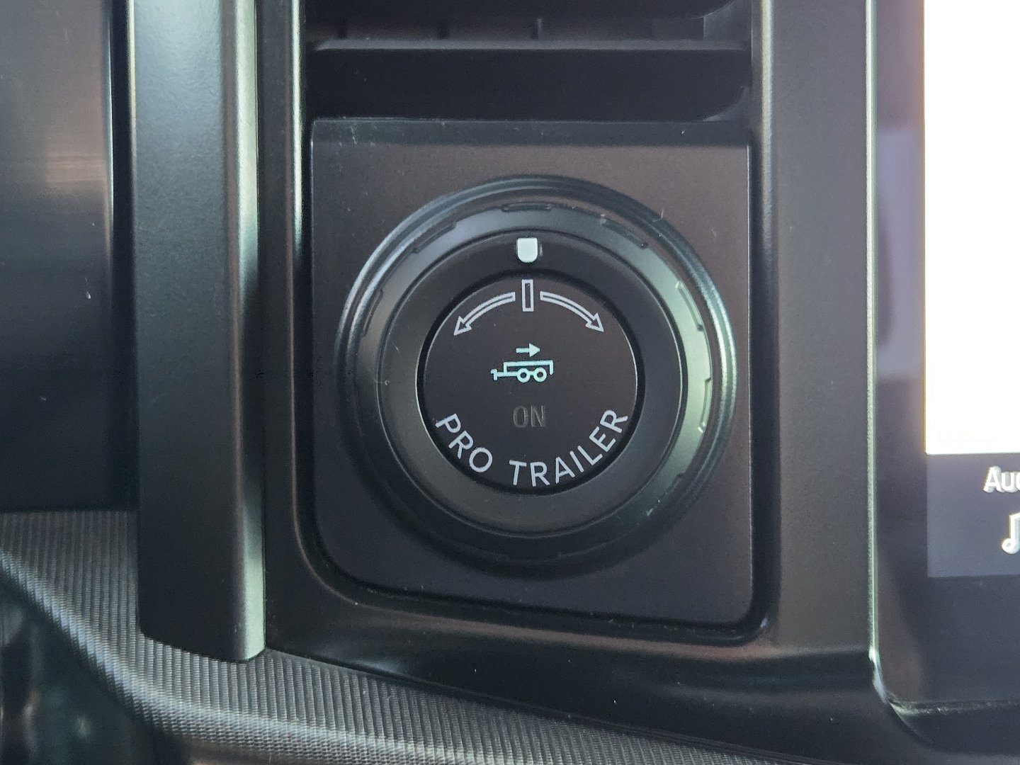 Used 2024 Ford F150 Lariat AWD/4WD image 26