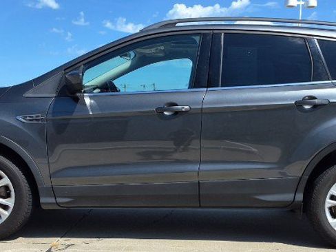 Used 2018 Ford Escape SEL AWD/4WD image 5