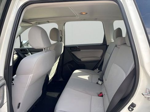 Used 2017 Subaru Forester 2.5i Premium w/ All-Weather Package image 14